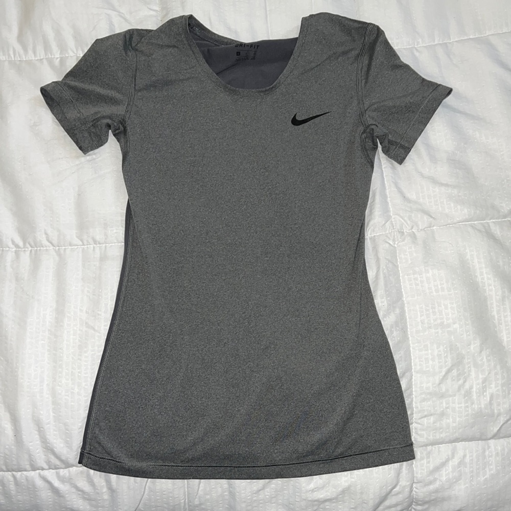 Grey Nike pro , DRI-FIT shirt